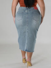 Load image into Gallery viewer, Front Split Denim Skirt
