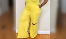 Load image into Gallery viewer, Yellow Slash Knee
